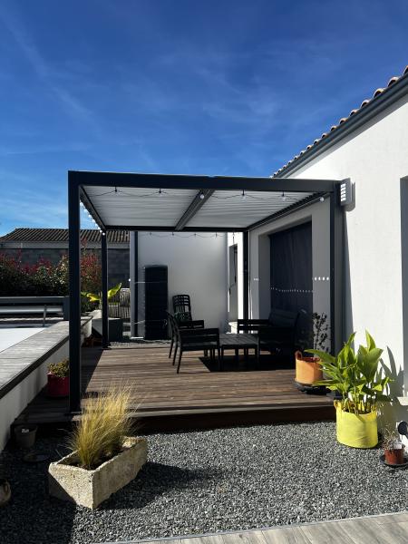 Retrouvez les actualités, conseils, tendances et idées pour vos travaux de rénovation et aménagement en Charente maritime. Découvrez les nouveautés du Comptoir des Artisans pour réussir vos projets en Charente‑Maritime et inspirer vos futurs chantiers